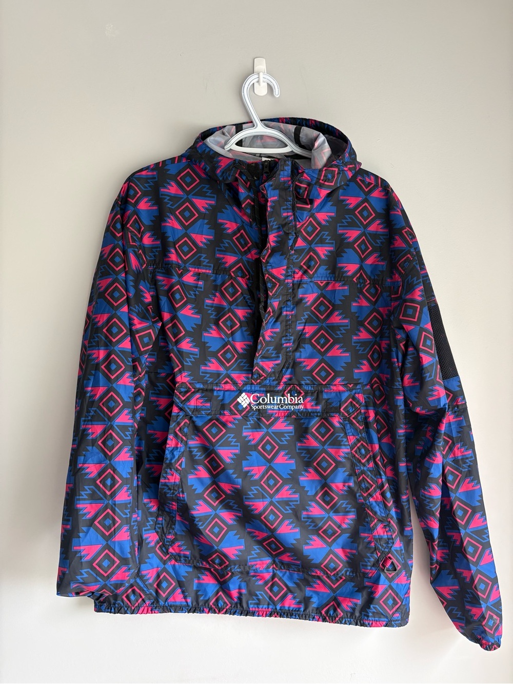 Columbia Women's Hooded Pullover Rain Anorak - Navy with Pink Geometric Print
